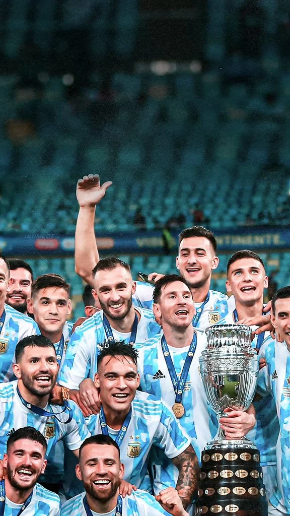 梅西美洲杯捧杯手机壁纸 梅西-第2张